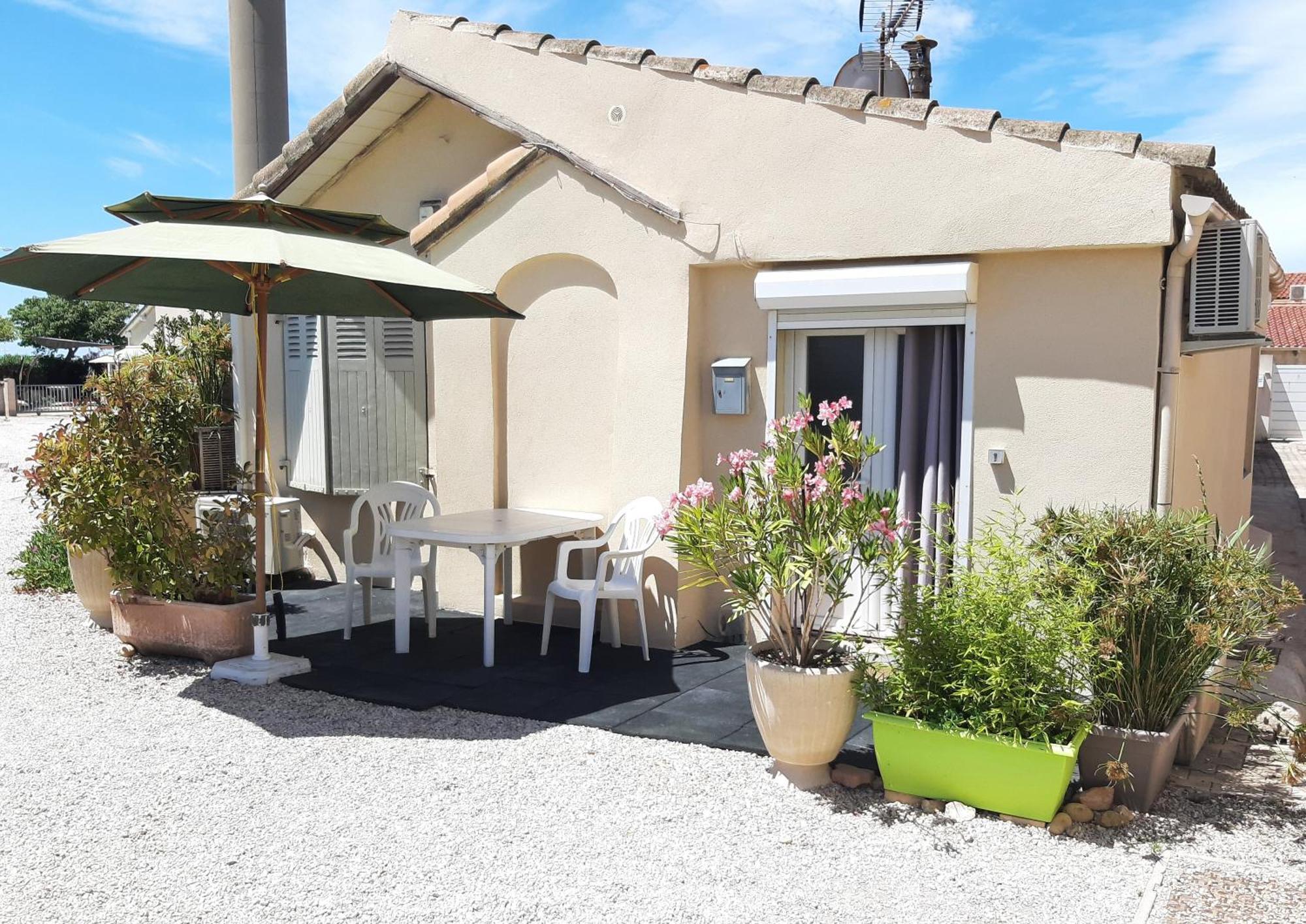 Appartement Meuble Bord De Mer Fos Sur Mer Fos-sur-Mer Exterior photo